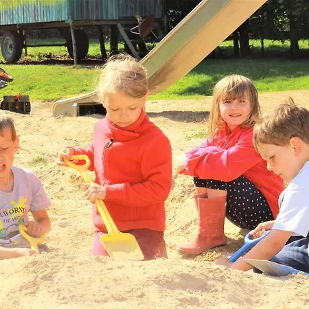 Ferienbauernhof Liesenberg Obstwiesenhaus Birnenbaum Prázdninový dům Fehmarn