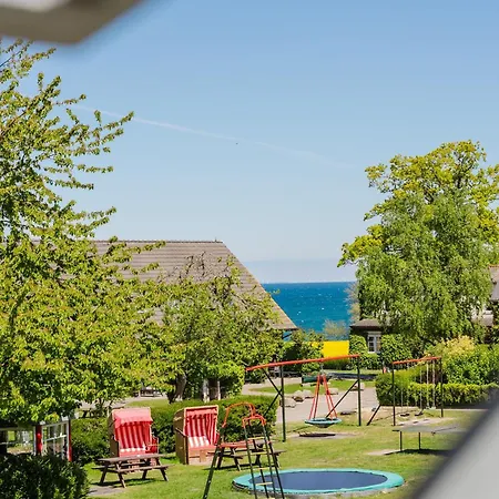 Ferienbauernhof Liesenberg Obstwiesenhaus Birnenbaum Fehmarn